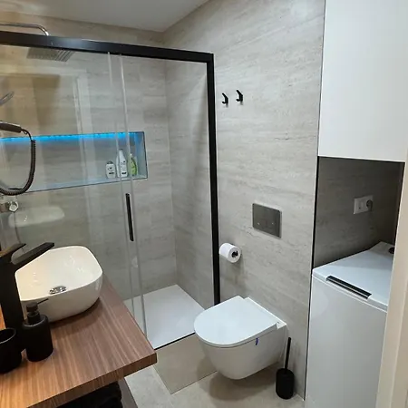 アパート Americas Ponderosa 500 アデヘ